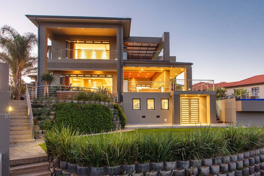 5 Bedroom Property for Sale in Oewersig Western Cape